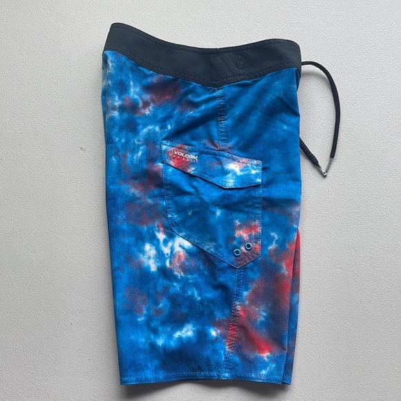 Volcom  Board Shorts, 26, Red, White and Blue - Picture 4 of 6